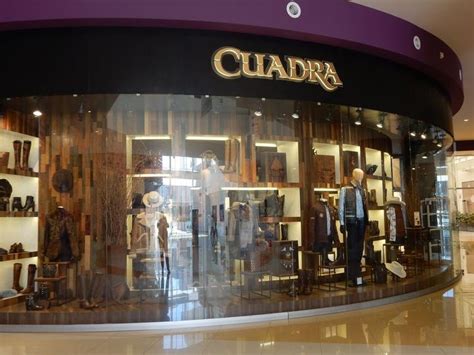 Galerías Toluca: variedad de tiendas, restaurantes y .